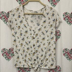 American Eagle Outfitters Floral Button-Down Shirt - White and Blue